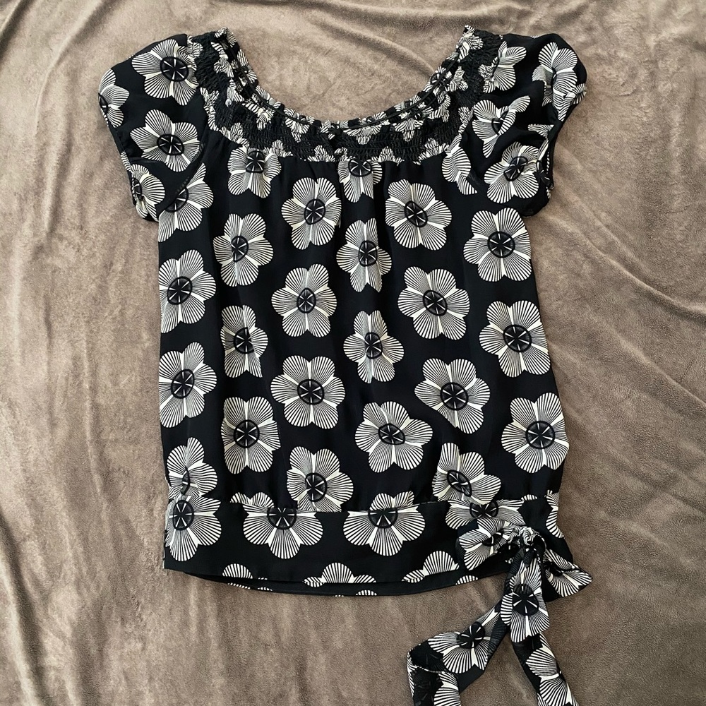 INC Loose Floral Black and White Top